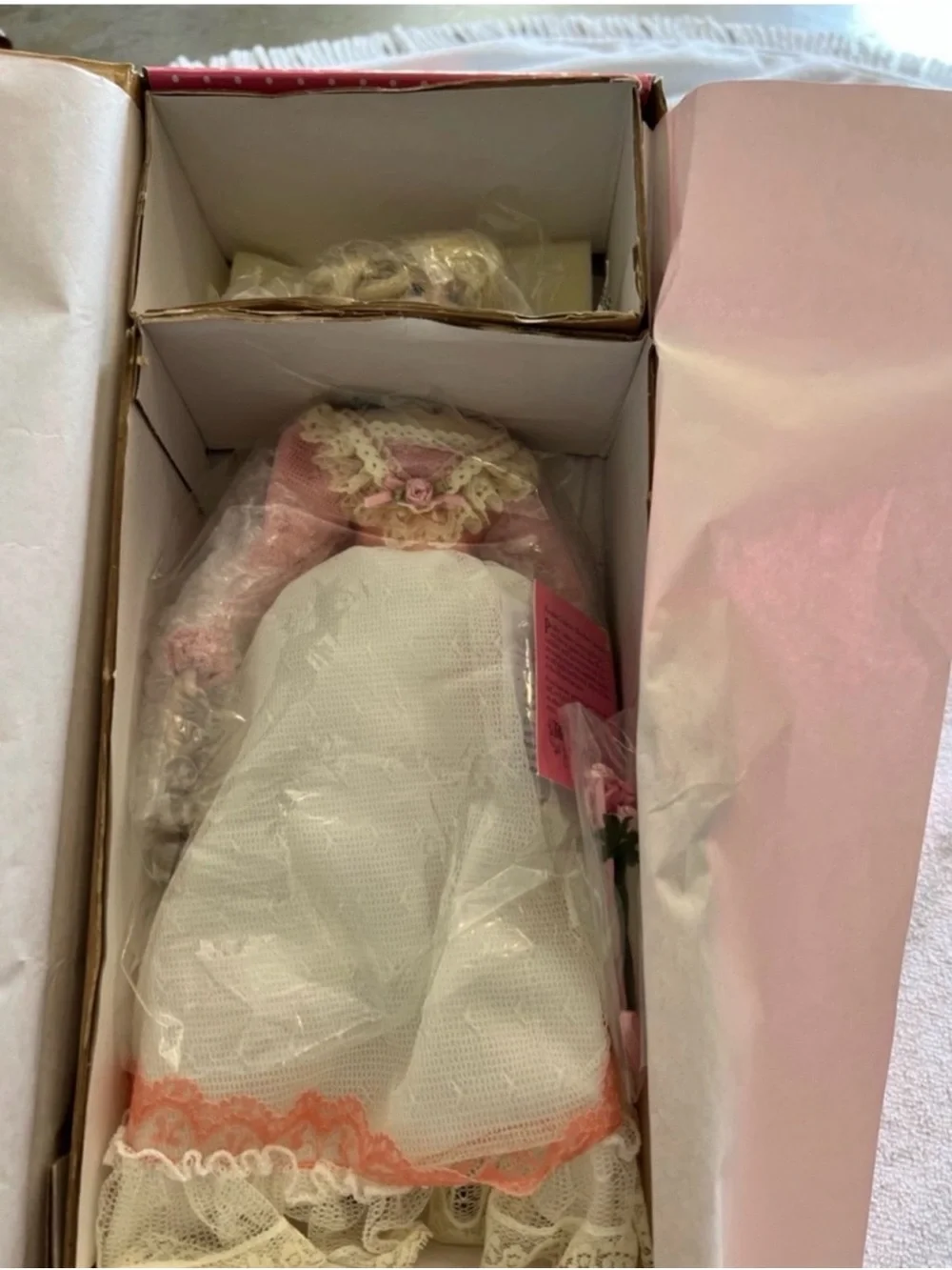 Paradise Galleries Wedding Collection 4 Doll Set COAs Stands Stamped